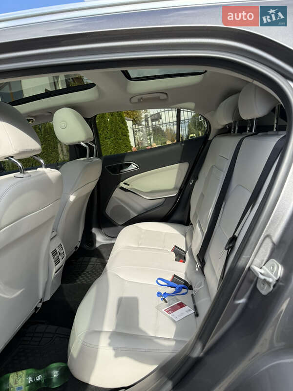 Позашляховик / Кросовер Mercedes-Benz GLA-Class 2014 в Львові фото 18 Позашляховик / Кросовер Mercedes-Benz GLA-Class 2014 в Львові