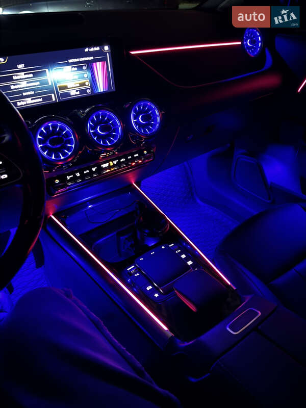 Позашляховик / Кросовер Mercedes-Benz GLA-Class 2022 в Києві фото 26 Позашляховик / Кросовер Mercedes-Benz GLA-Class 2022 в Києві