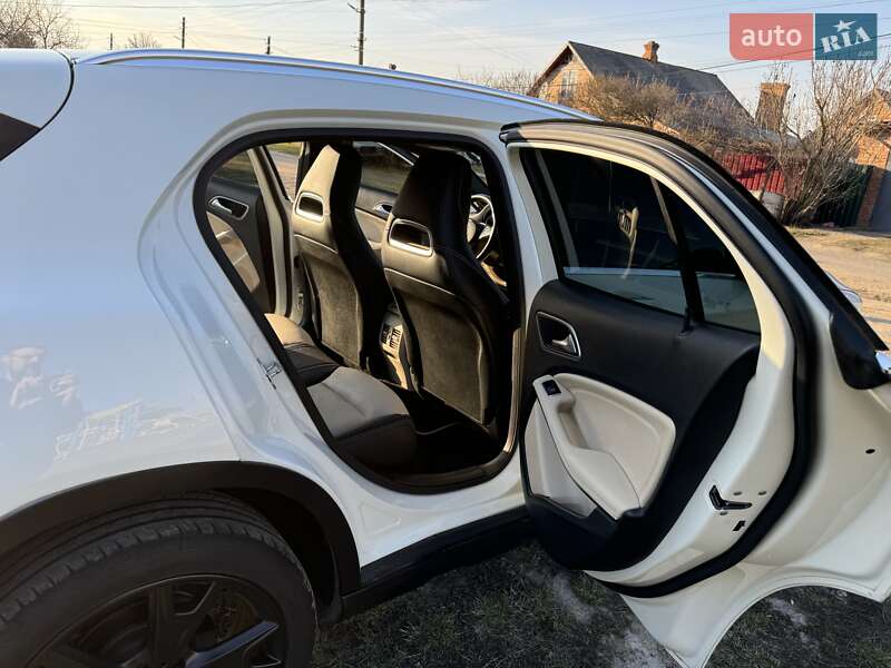 Позашляховик / Кросовер Mercedes-Benz GLA-Class 2017 в Вінниці фото 24 Позашляховик / Кросовер Mercedes-Benz GLA-Class 2017 в Вінниці