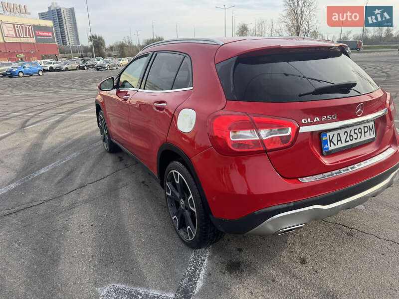 Внедорожник / Кроссовер Mercedes-Benz GLA-Class 2019 в Киеве фото 5 Внедорожник / Кроссовер Mercedes-Benz GLA-Class 2019 в Киеве