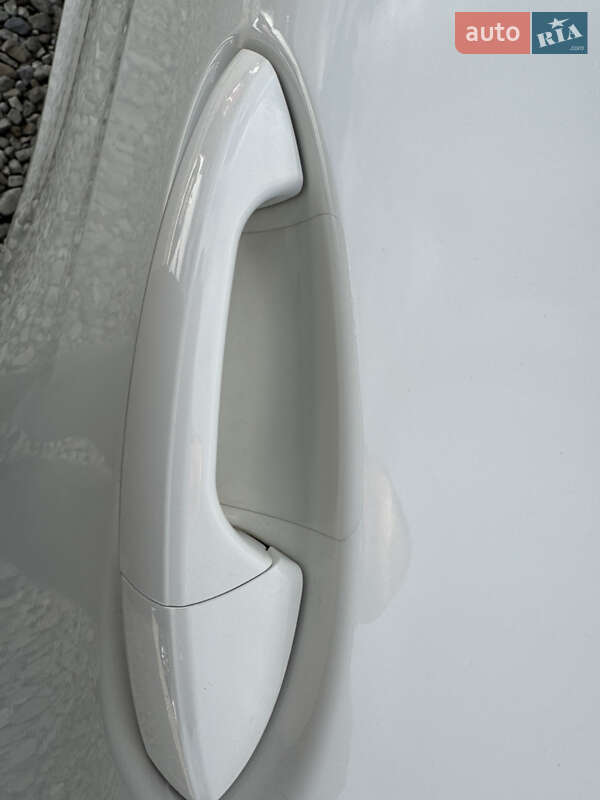 Внедорожник / Кроссовер Mercedes-Benz GLA-Class 2016 в Ивано-Франковске фото 45 Внедорожник / Кроссовер Mercedes-Benz GLA-Class 2016 в Ивано-Франковске