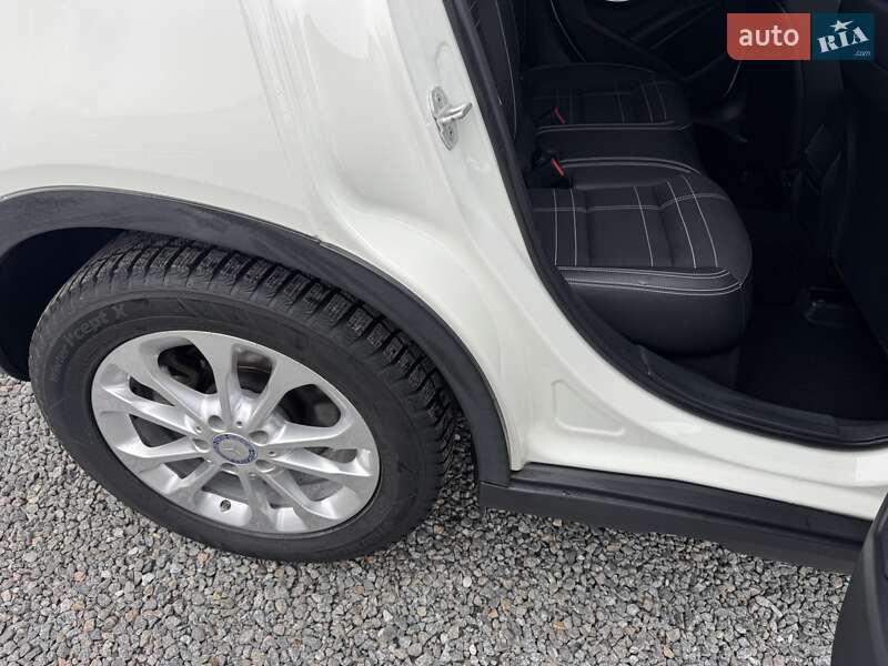 Внедорожник / Кроссовер Mercedes-Benz GLA-Class 2016 в Тернополе