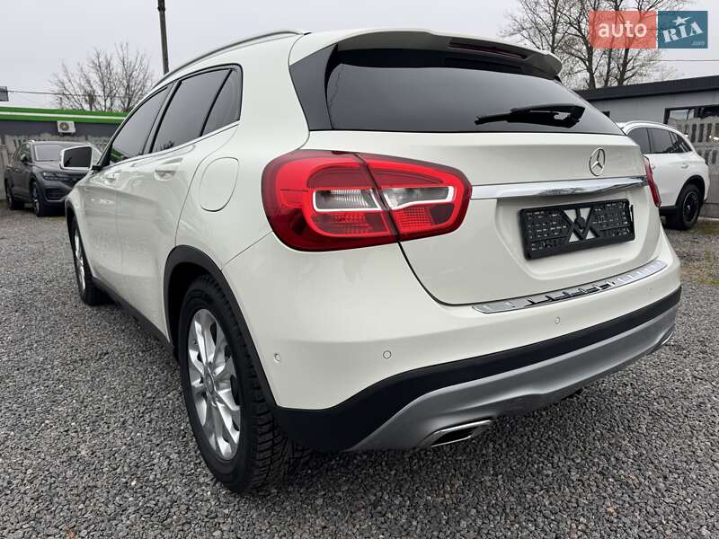 Внедорожник / Кроссовер Mercedes-Benz GLA-Class 2016 в Тернополе