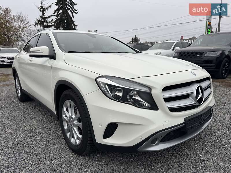 Внедорожник / Кроссовер Mercedes-Benz GLA-Class 2016 в Тернополе