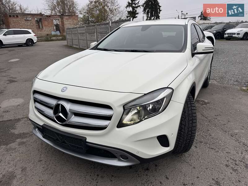 Внедорожник / Кроссовер Mercedes-Benz GLA-Class 2016 в Тернополе