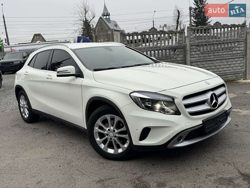 Внедорожник / Кроссовер Mercedes-Benz GLA-Class 2016 в Тернополе