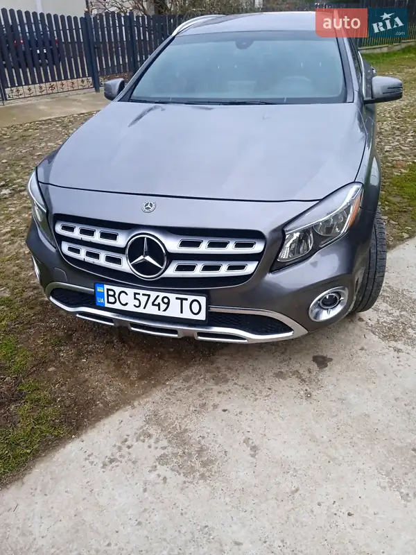 Mercedes-Benz GLA-Class