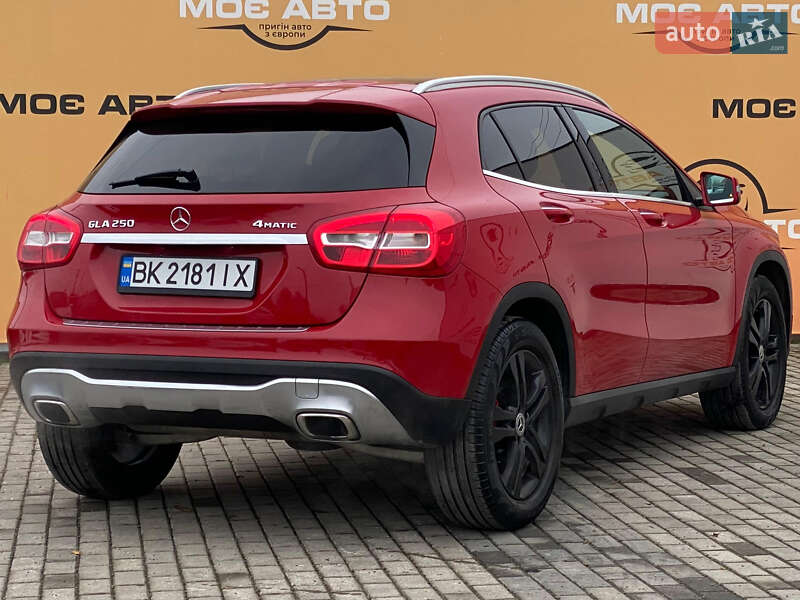 Позашляховик / Кросовер Mercedes-Benz GLA-Class 2018 в Рівному