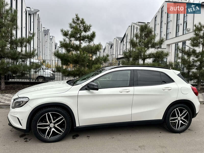 Позашляховик / Кросовер Mercedes-Benz GLA-Class 2015 в Києві