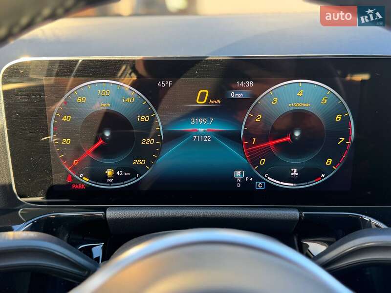 Позашляховик / Кросовер Mercedes-Benz GLA-Class 2022 в Києві