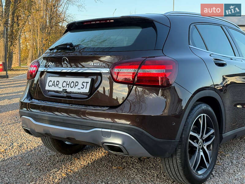 Позашляховик / Кросовер Mercedes-Benz GLA-Class 2017 в Стрию