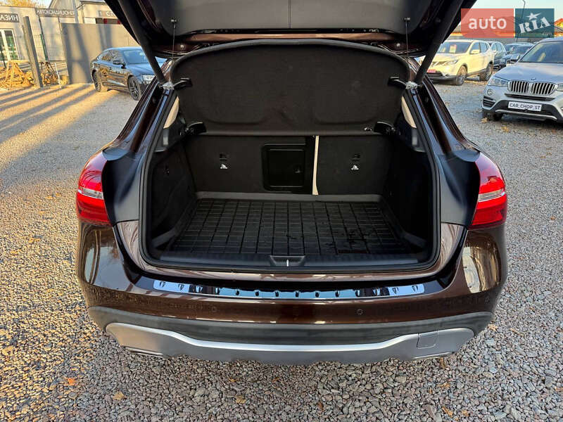 Позашляховик / Кросовер Mercedes-Benz GLA-Class 2017 в Стрию