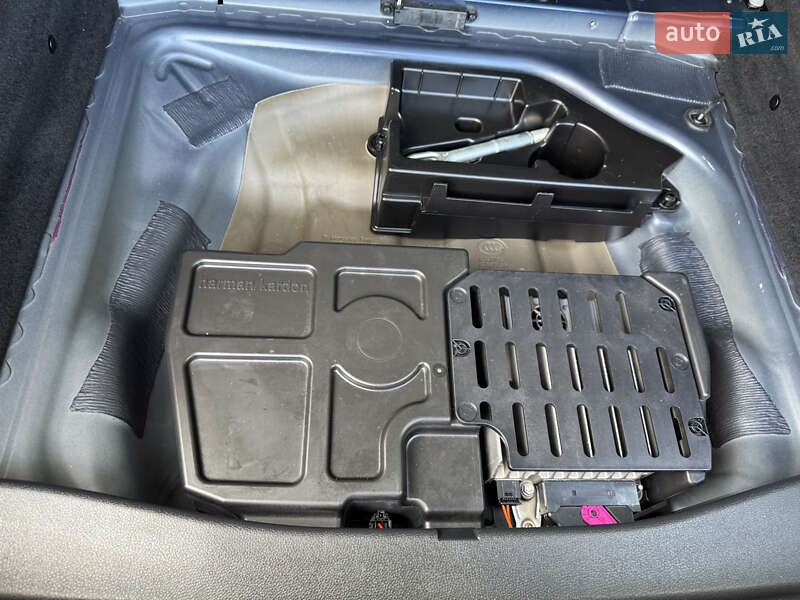 Внедорожник / Кроссовер Mercedes-Benz GLA-Class 2017 в Киеве