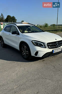 Внедорожник / Кроссовер Mercedes-Benz GLA-Class 2018 в Черкассах