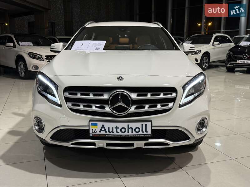 Внедорожник / Кроссовер Mercedes-Benz GLA-Class 2019 в Одессе