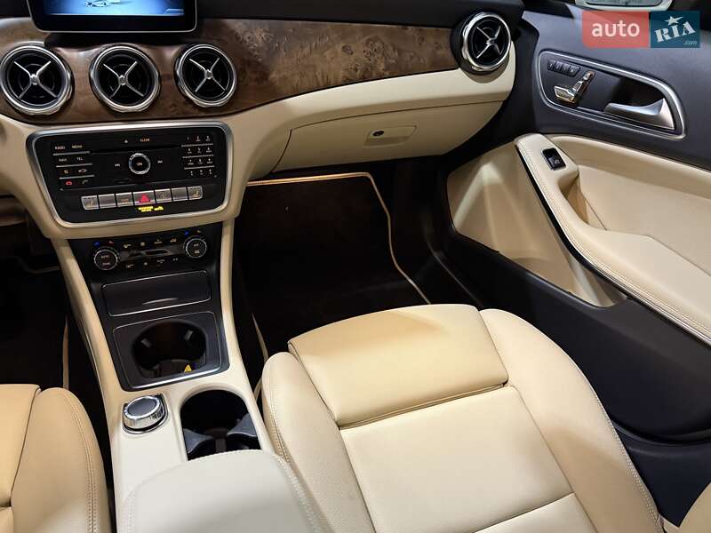 Внедорожник / Кроссовер Mercedes-Benz GLA-Class 2019 в Одессе