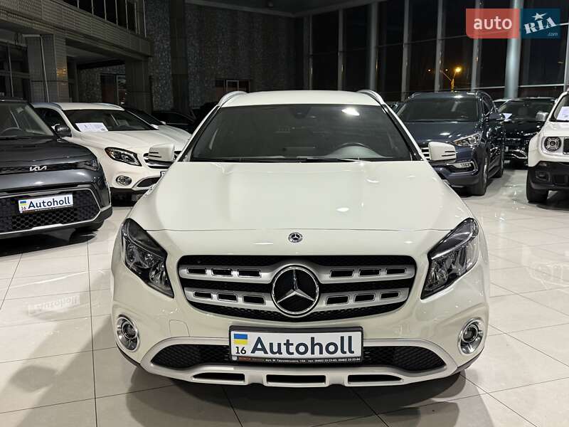 Внедорожник / Кроссовер Mercedes-Benz GLA-Class 2016 в Одессе