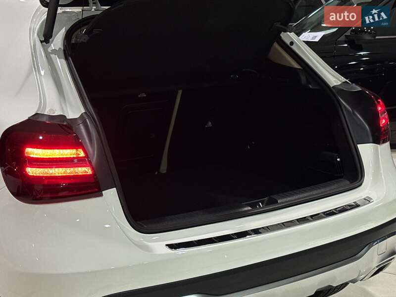 Позашляховик / Кросовер Mercedes-Benz GLA-Class 2019 в Одесі