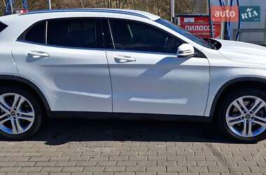 Внедорожник / Кроссовер Mercedes-Benz GLA-Class 2018 в Киеве