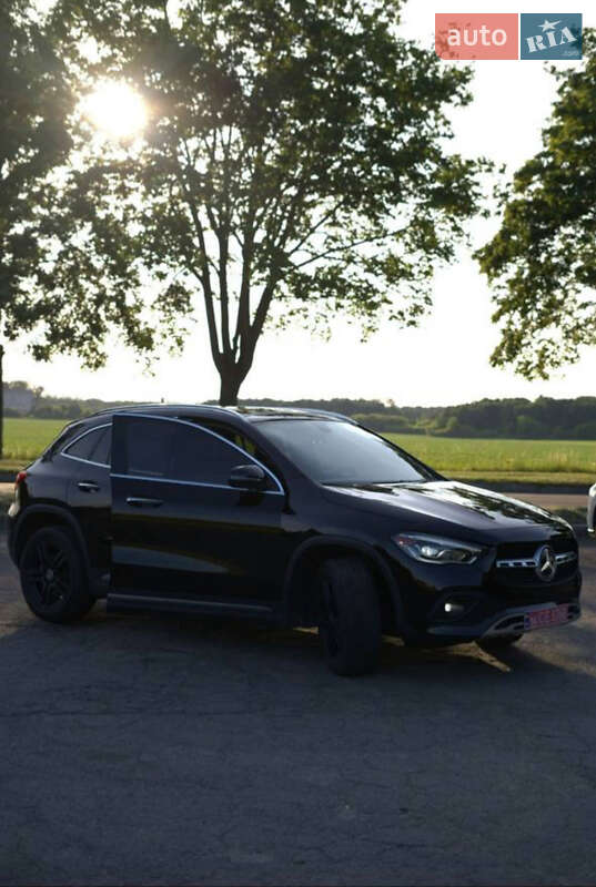 Позашляховик / Кросовер Mercedes-Benz GLA-Class 2020 в Володимирі