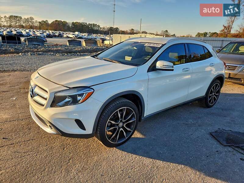 Mercedes-Benz GLA-Class 2016 Mercedes-Benz GLA-Class 2016