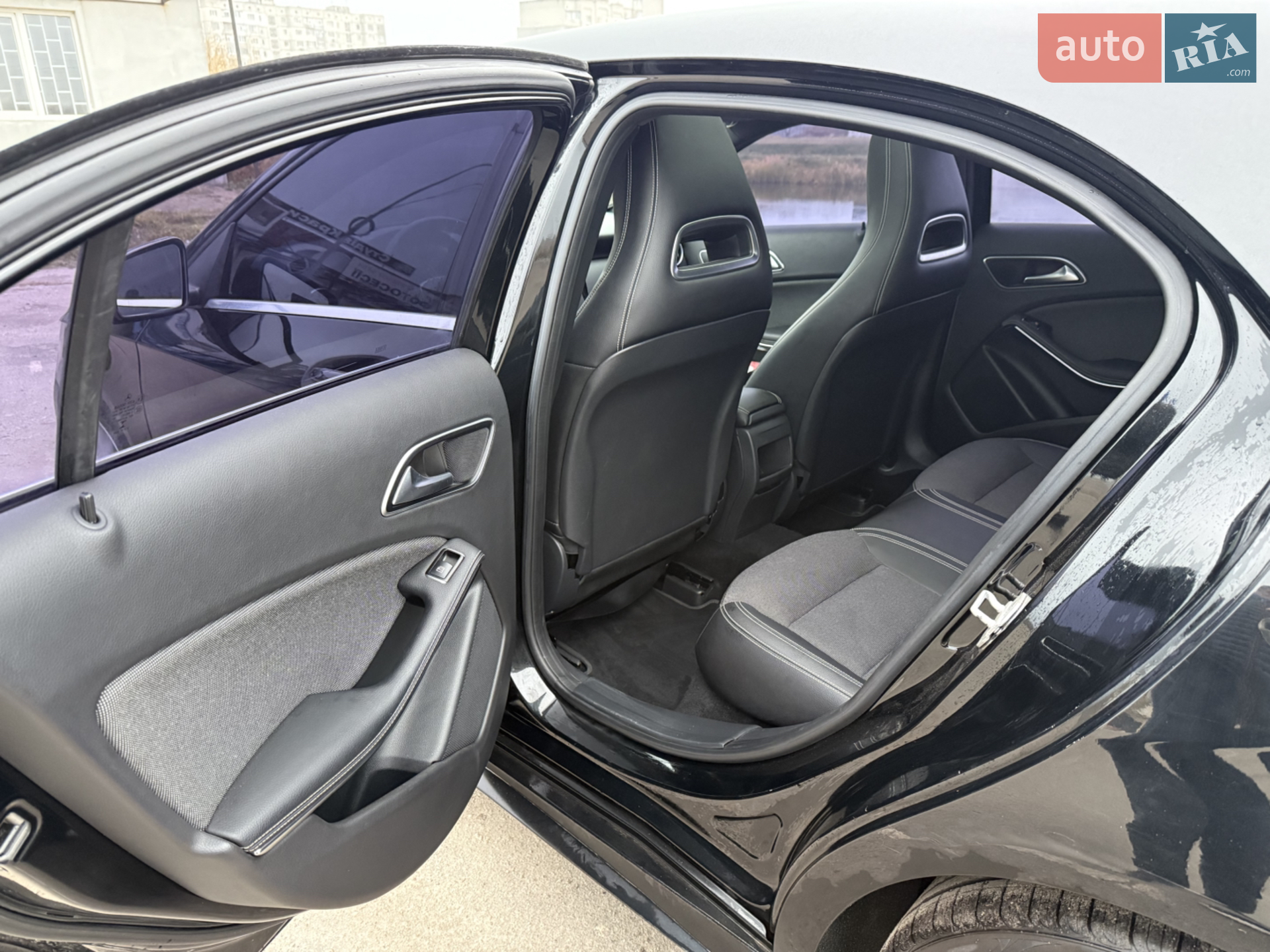2015 Mercedes-Benz GLA-klasse - мініатюра 16