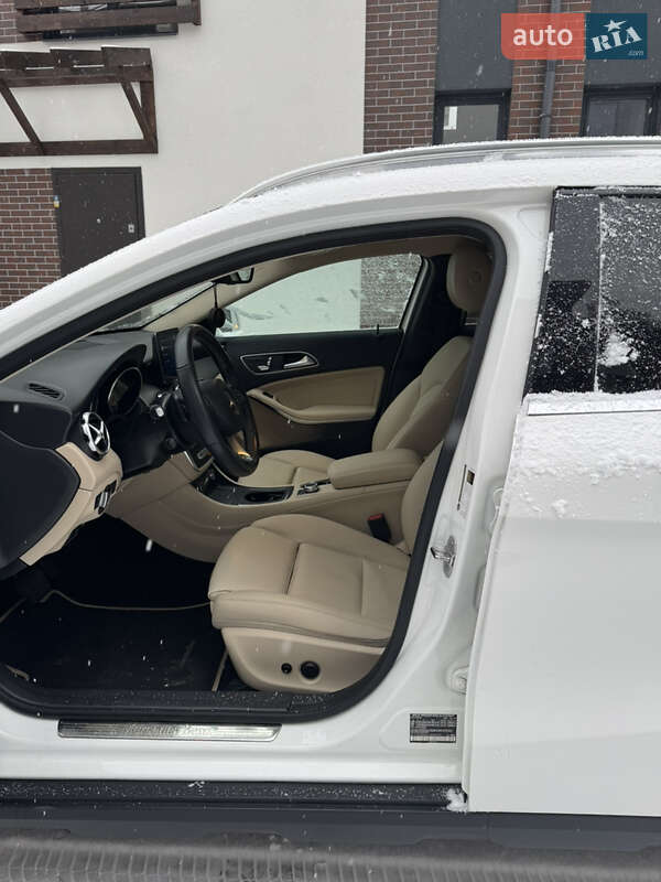 Внедорожник / Кроссовер Mercedes-Benz GLA-Class 2020 в Киеве фото 10 Внедорожник / Кроссовер Mercedes-Benz GLA-Class 2020 в Киеве
