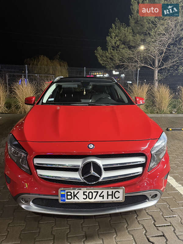 Позашляховик / Кросовер Mercedes-Benz GLA-Class 2015 в Рівному