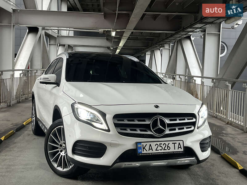 Позашляховик / Кросовер Mercedes-Benz GLA-Class 2018 в Києві