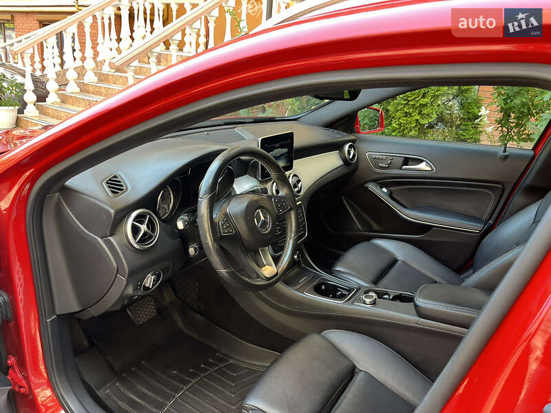 Позашляховик / Кросовер Mercedes-Benz GLA-Class 2016 в Одесі