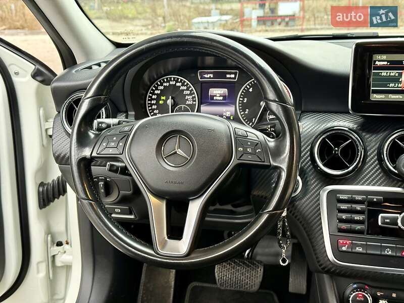Позашляховик / Кросовер Mercedes-Benz GLA-Class 2014 в Дніпрі