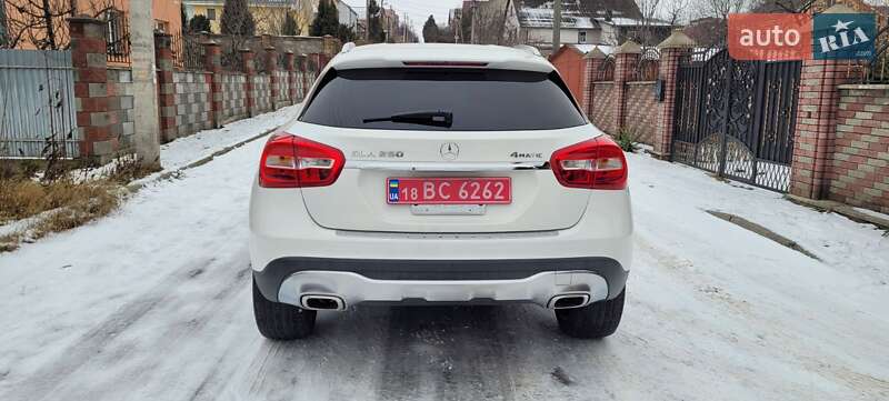 Позашляховик / Кросовер Mercedes-Benz GLA-Class 2018 в Рівному
