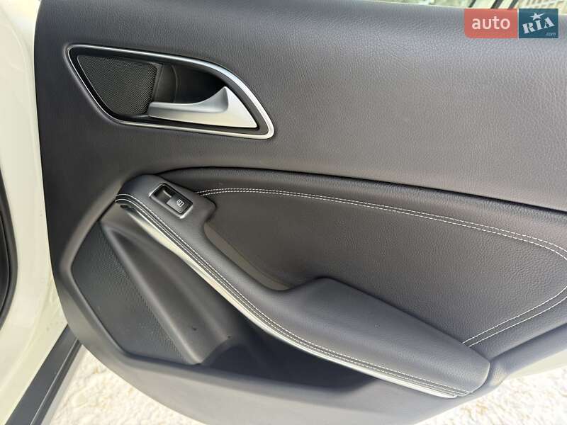 Позашляховик / Кросовер Mercedes-Benz GLA-Class 2016 в Лубнах фото 24 Позашляховик / Кросовер Mercedes-Benz GLA-Class 2016 в Лубнах