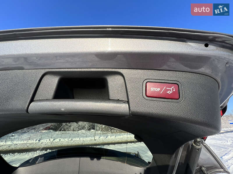 Внедорожник / Кроссовер Mercedes-Benz GLA-Class 2015 в Львове