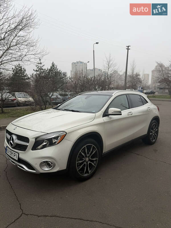 Внедорожник / Кроссовер Mercedes-Benz GLA-Class 2017 в Киеве фото 3 Внедорожник / Кроссовер Mercedes-Benz GLA-Class 2017 в Киеве