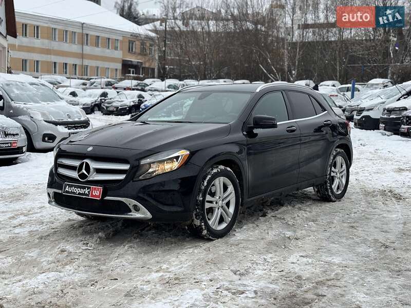 Mercedes-Benz GLA-Class 2015