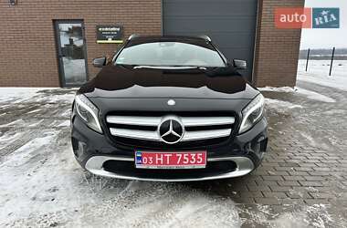 Внедорожник / Кроссовер Mercedes-Benz GLA-Class 2017 в Луцке
