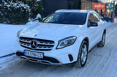 Позашляховик / Кросовер Mercedes-Benz GLA-Class 2019 в Дніпрі