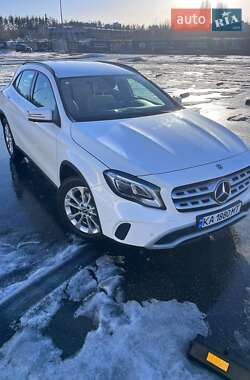 Внедорожник / Кроссовер Mercedes-Benz GLA-Class 2019 в Киеве