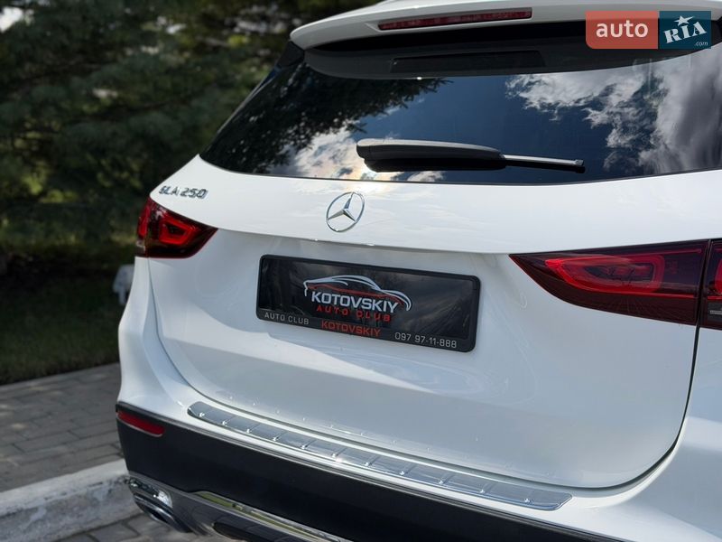 Внедорожник / Кроссовер Mercedes-Benz GLA-Class 2020 в Одессе