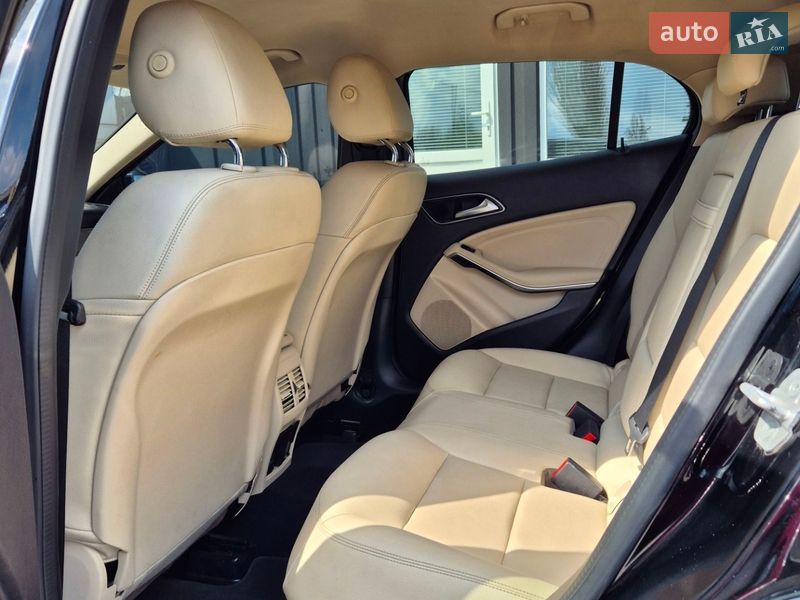 Внедорожник / Кроссовер Mercedes-Benz GLA-Class 2017 в Кременчуге