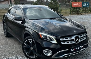 Внедорожник / Кроссовер Mercedes-Benz GLA-Class 2019 в Львове