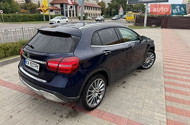 Внедорожник / Кроссовер Mercedes-Benz GLA-Class 2017 в Киеве