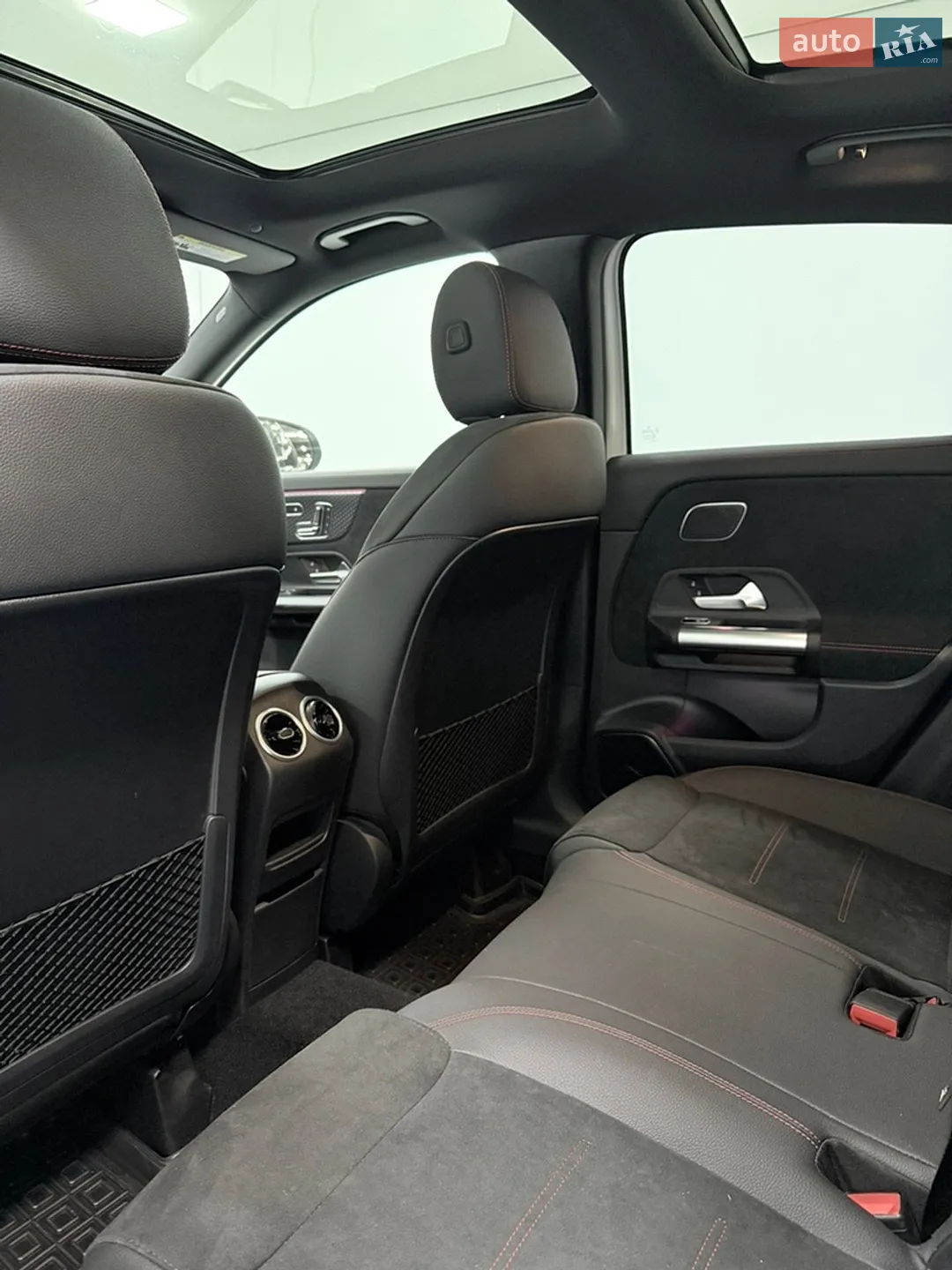 2024 Mercedes-Benz GLA-klasse - мініатюра 23