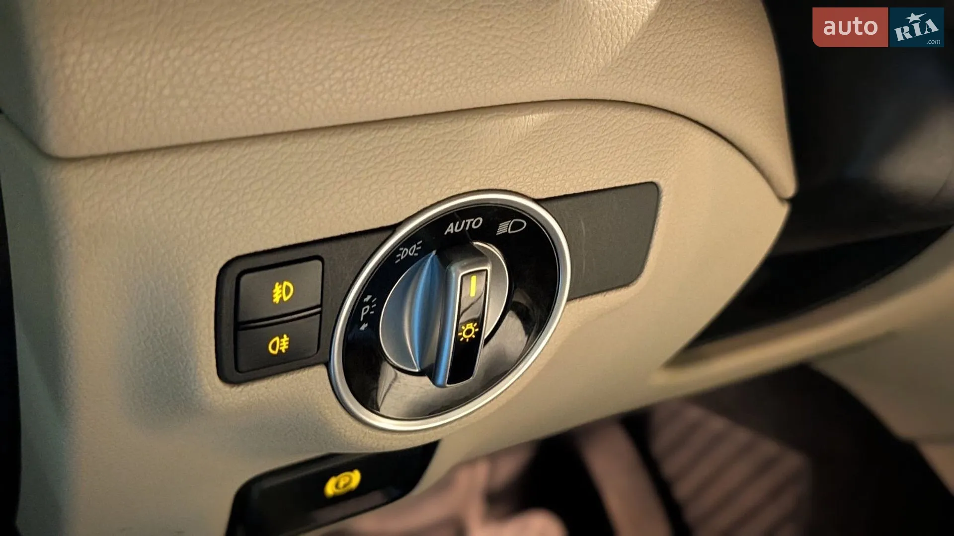 2015 Mercedes-Benz GLA-klasse - мініатюра 11