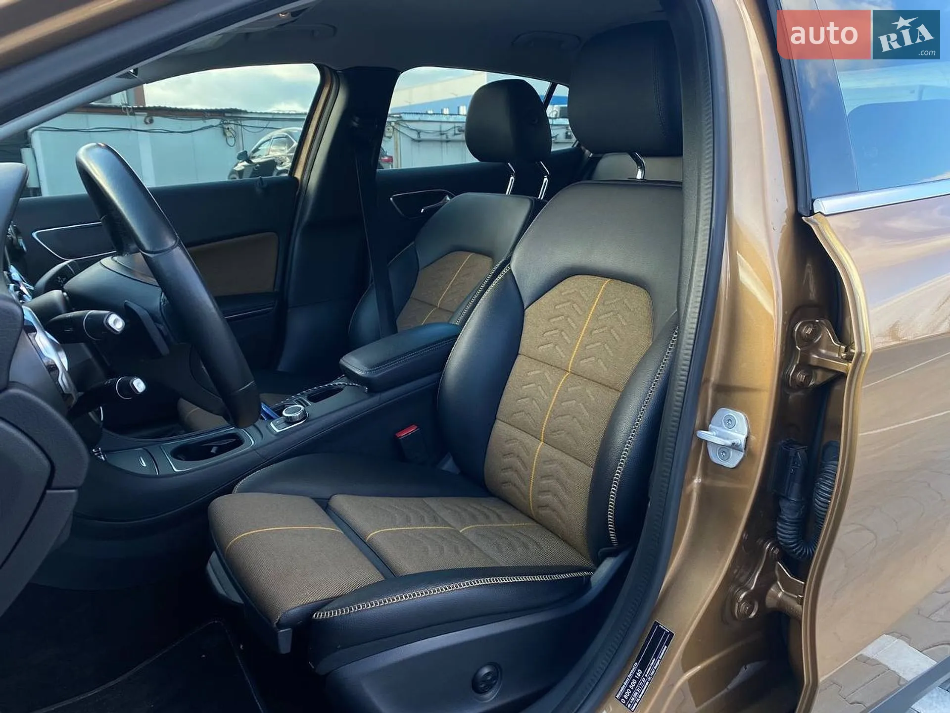 2017 Mercedes-Benz GLA-klasse - мініатюра 25
