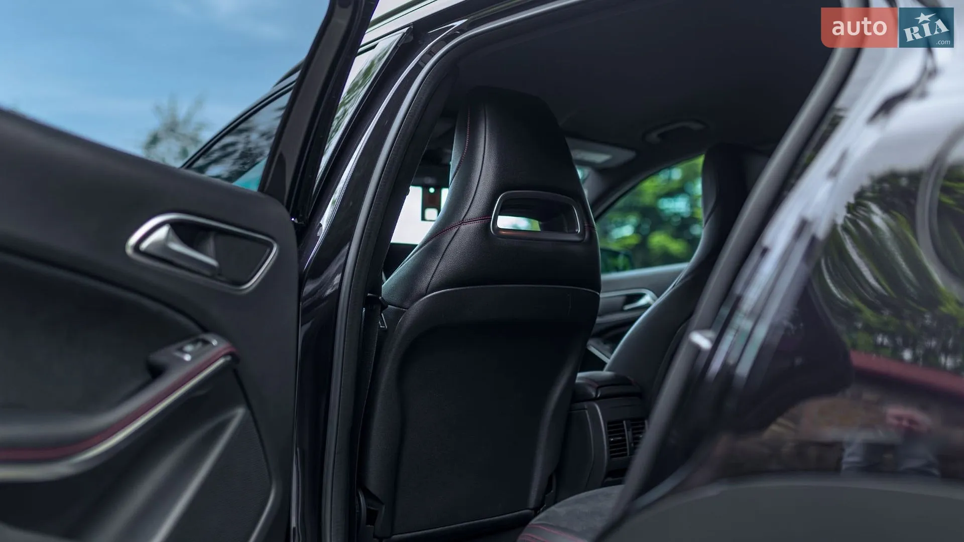 2016 Mercedes-Benz GLA-klasse - мініатюра 42