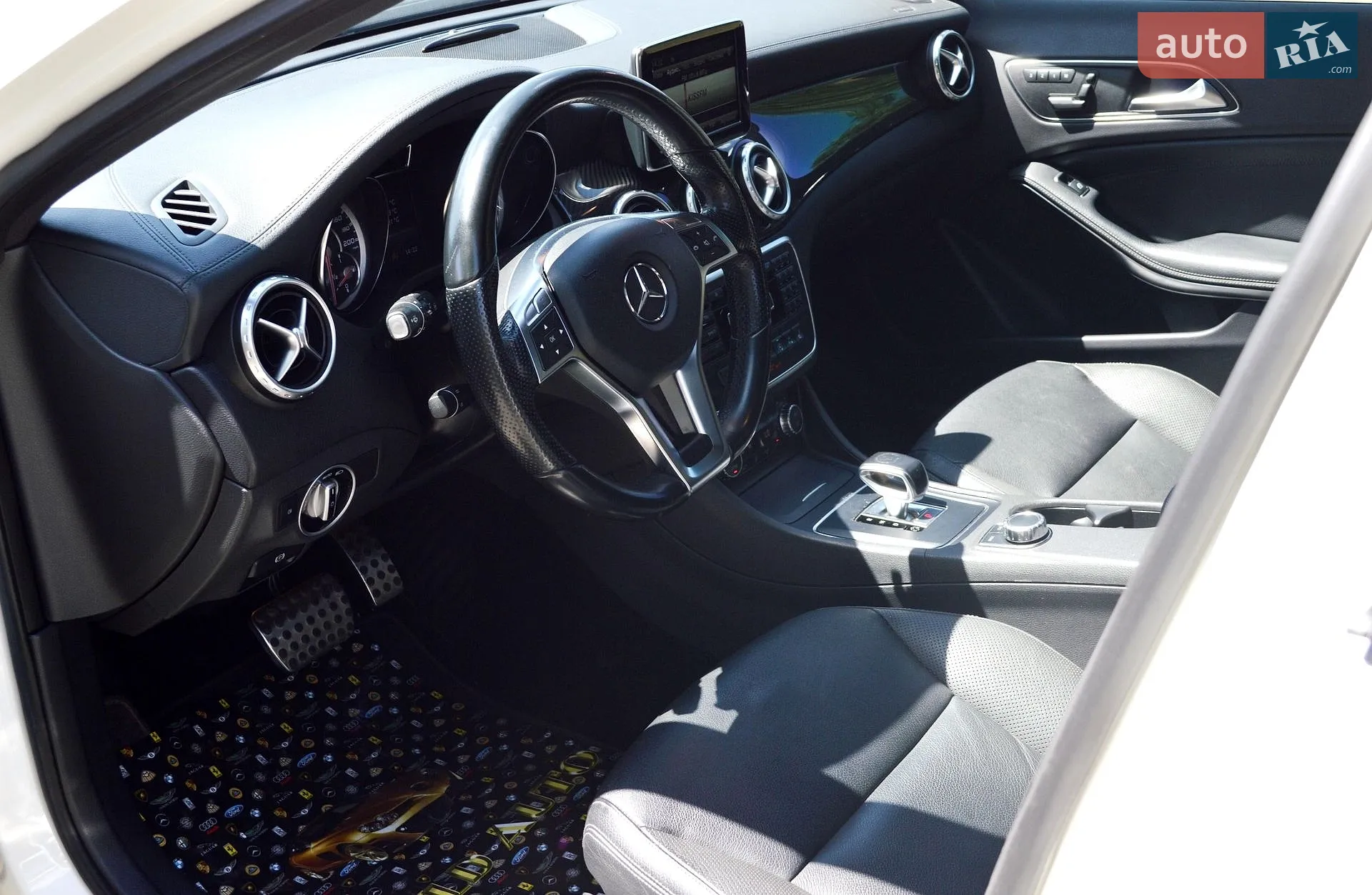 2015 Mercedes-Benz GLA-klasse - мініатюра 19