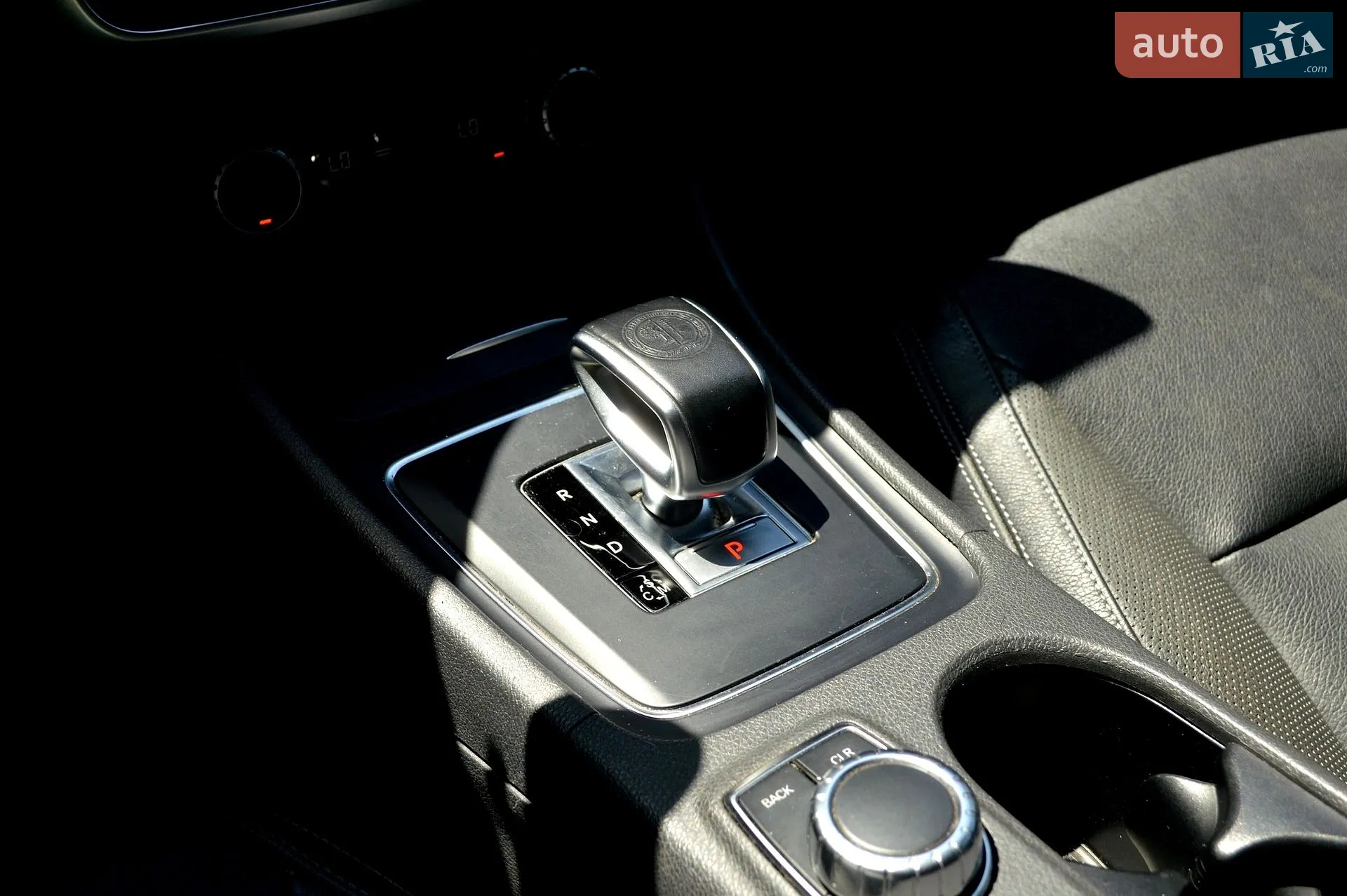 2015 Mercedes-Benz GLA-klasse - мініатюра 32