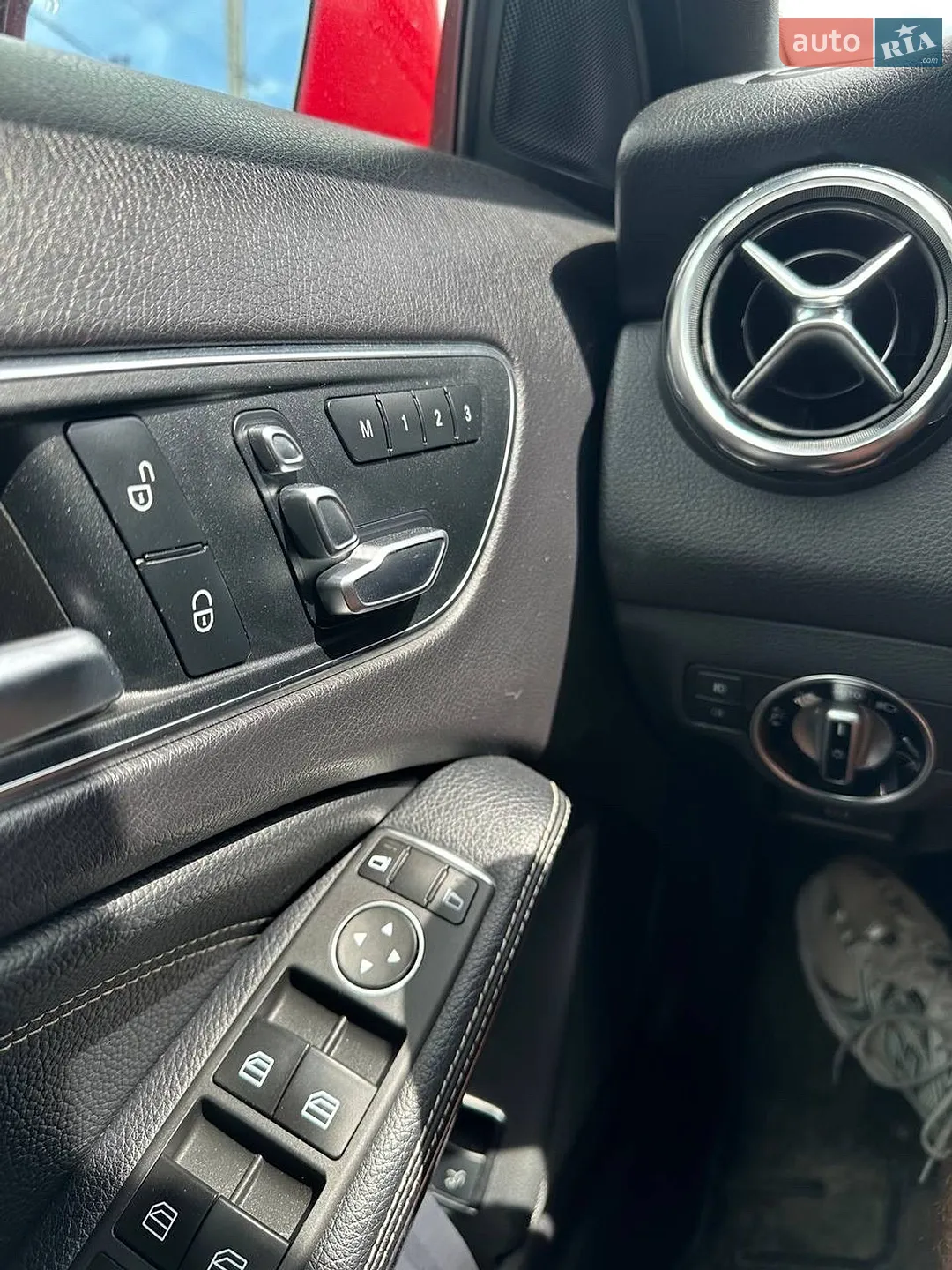 2018 Mercedes-Benz GLA-klasse - мініатюра 31